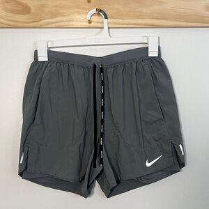 Nike Flex Stride 2-in-1 Running Shorts 5" Inseam Gray Men Size Medium